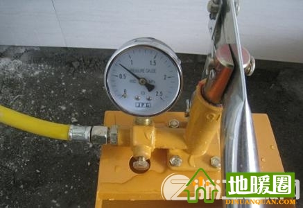 地暖打壓試驗(yàn)怎樣做？地暖打壓測(cè)量標(biāo)準(zhǔn)及施工流程
